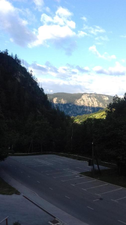 Apartma Podlogar Golica Triglav Apartment เยเซนิตเซ ภายนอก รูปภาพ